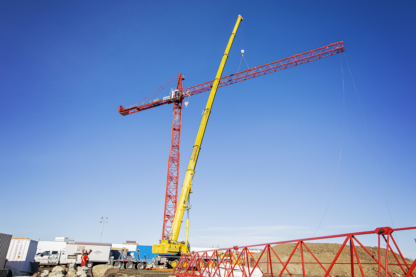 Projects Revolution Crane & Transport